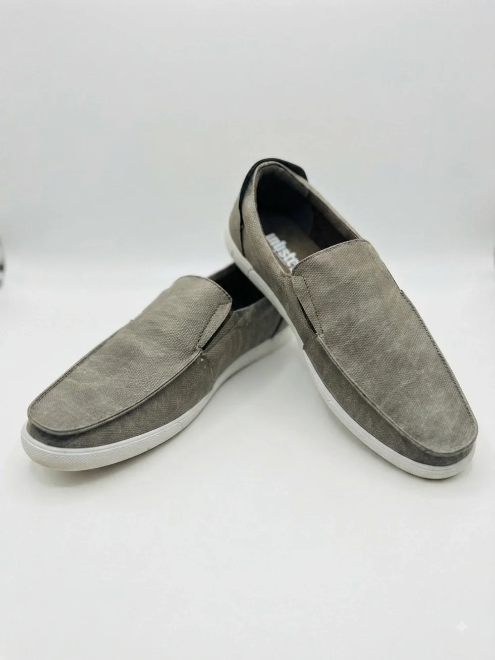 🖤🖤 Unlisted by Kenneth Cole TAUPE Men's Un-Anchor Slip on Boat Shoe